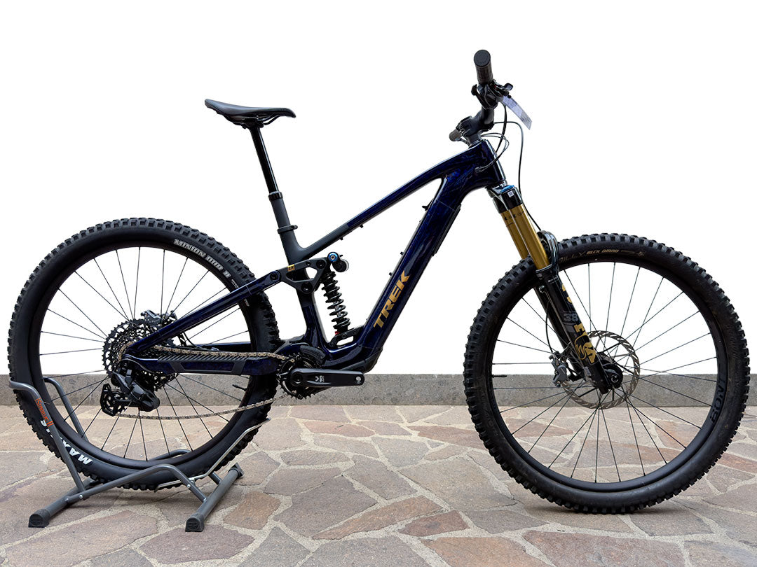 Trek Fuel+ Lx 9.8 90 Gen 2 2026 usata — vista laterale