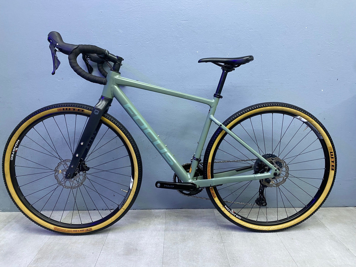 FOCUS Atlas Gravel — gruppo completo Shimano GRX 600 2X11v, taglia S