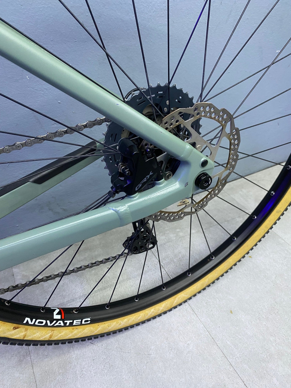 FOCUS Atlas Gravel 2024 — Bici usata