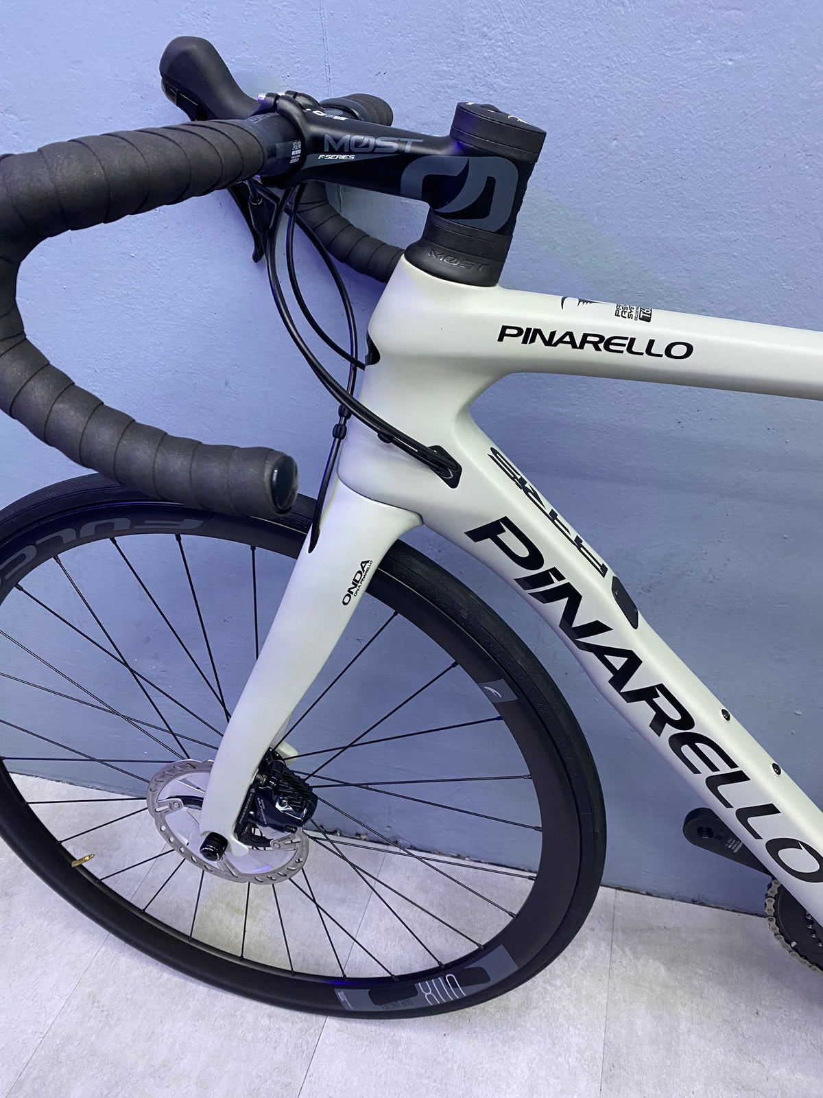 Pinarello Paris 2021 usata — dettaglio