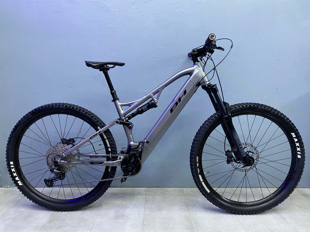 BH Atom Lynx 8.2 2022 usata — vista laterale