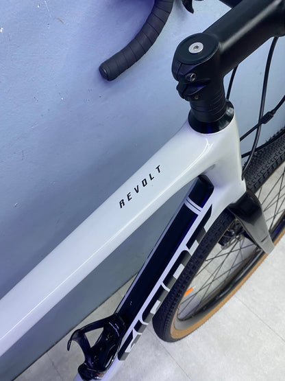 Giant Revolt 2021 usata — dettaglio