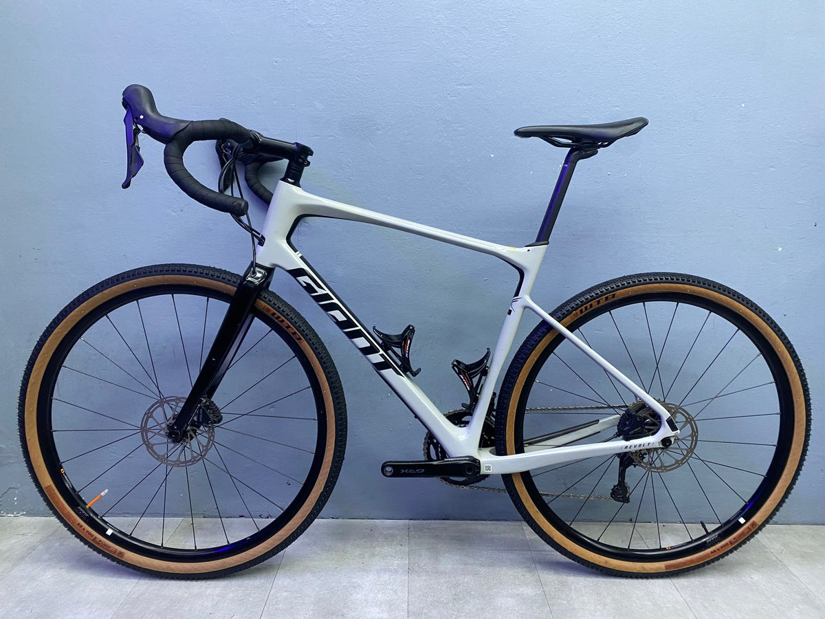 Giant Revolt — gruppo Shimano GRX 600, taglia L