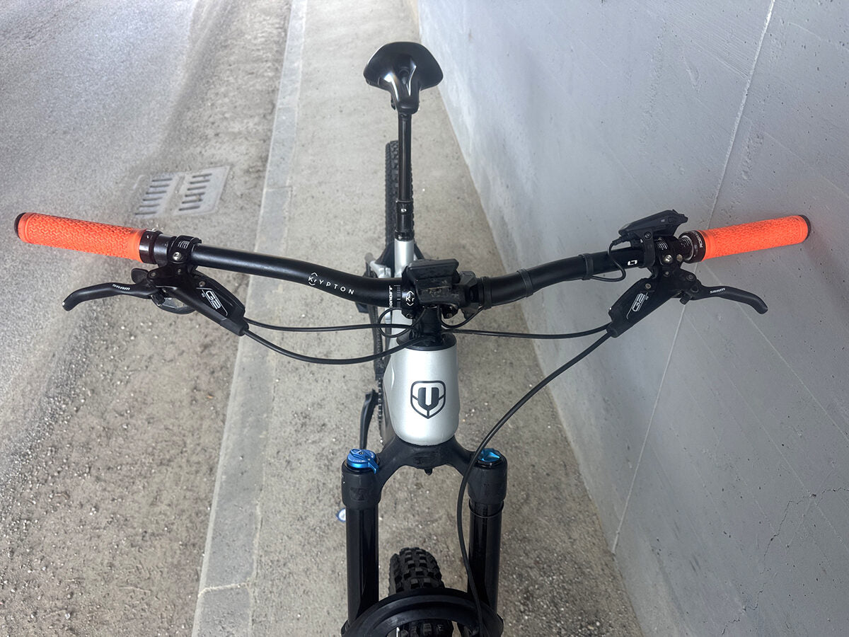 Mondraker Crafty Carbon R 2022 usata