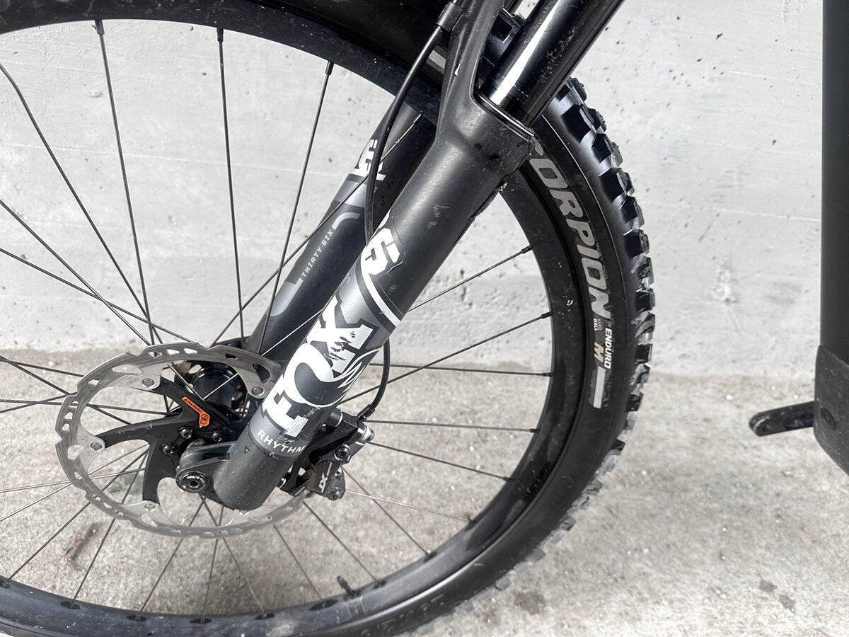 Specialized Turbo Levo Comp Carbon 2023 usata — dettaglio