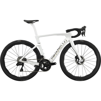 Pinarello New Dogma F 2025 usata — vista laterale