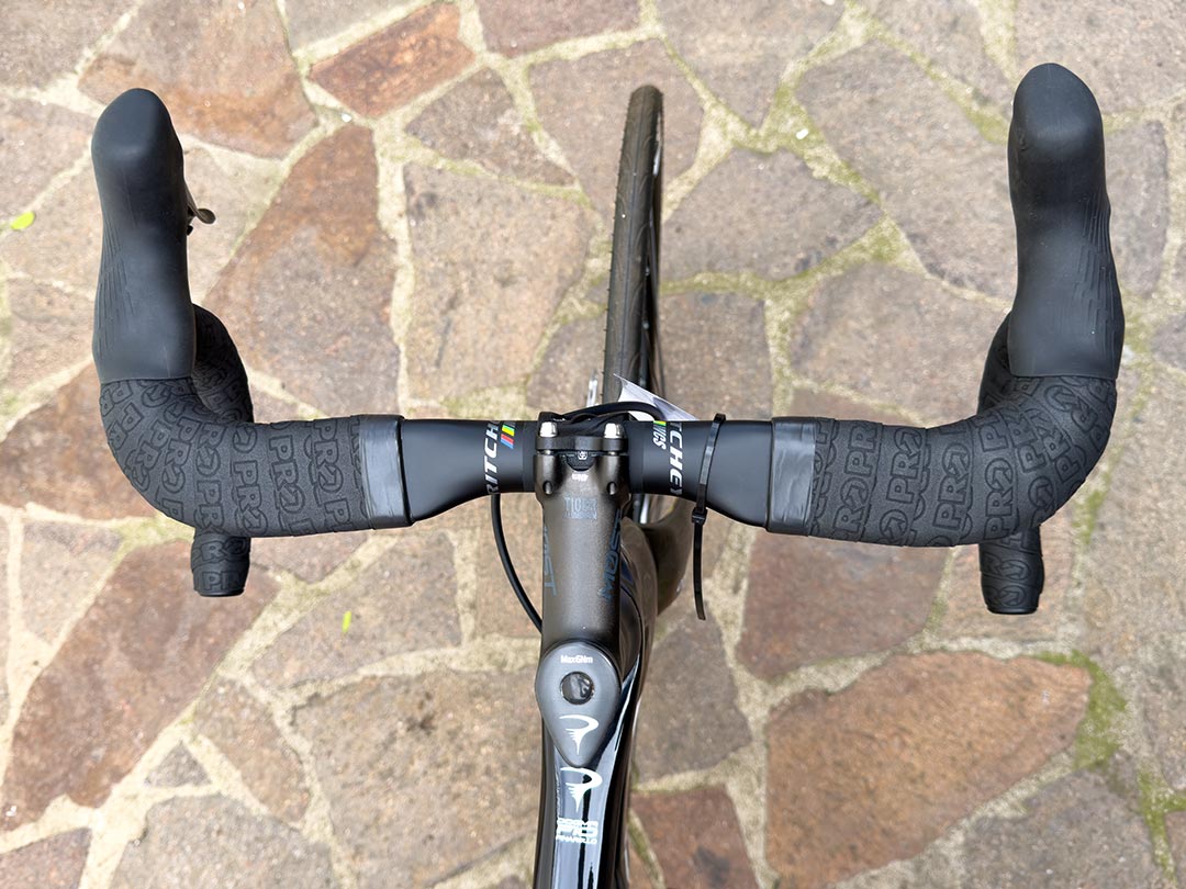 Pinarello Dogma F10 2017 usata — dettaglio