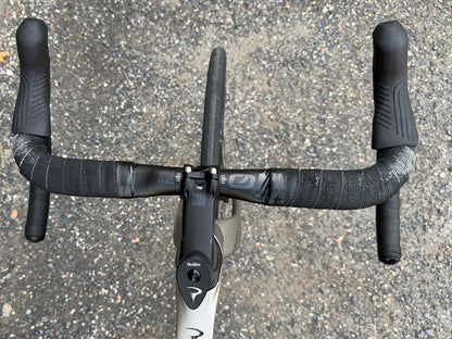 Pinarello Grevil F5 2025 usata — dettaglio