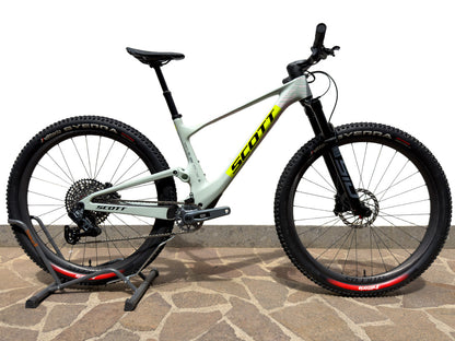 Scott Spark Rc Team Issue 2026 usata — vista laterale