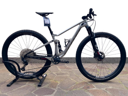 Scott Spark Rc Limited Edition Silverfish 2019 usata — vista laterale