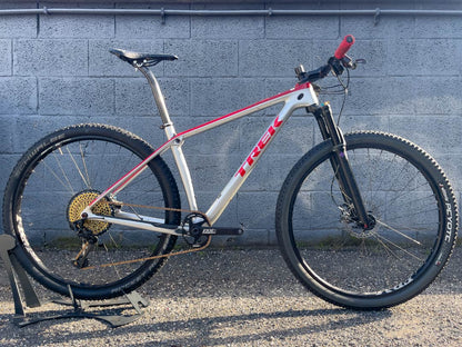 Trek Procaliber Sl 2017 usata — vista laterale
