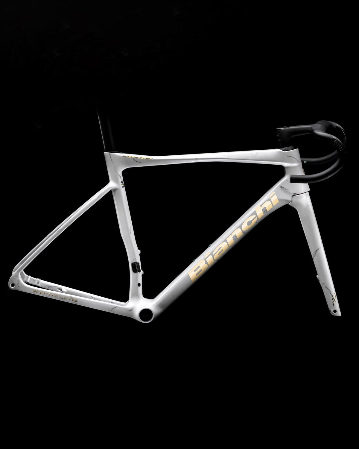 Bianchi Oltre Rc 2024 usata — vista laterale