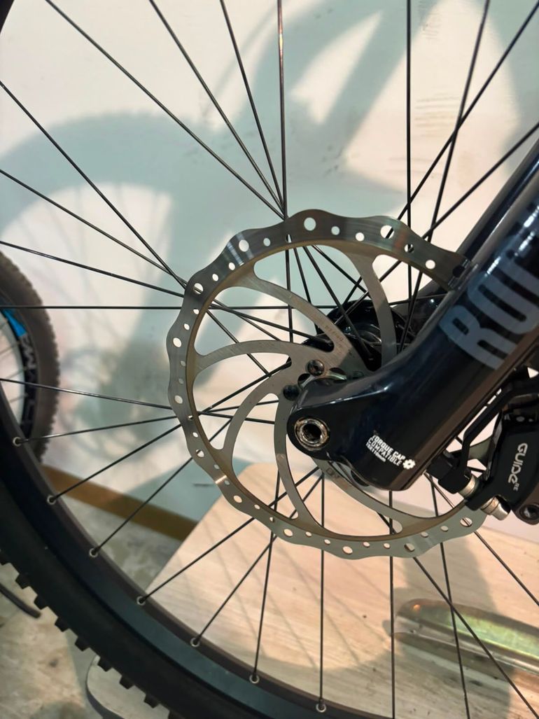 Alpek Evoke 2020 usata