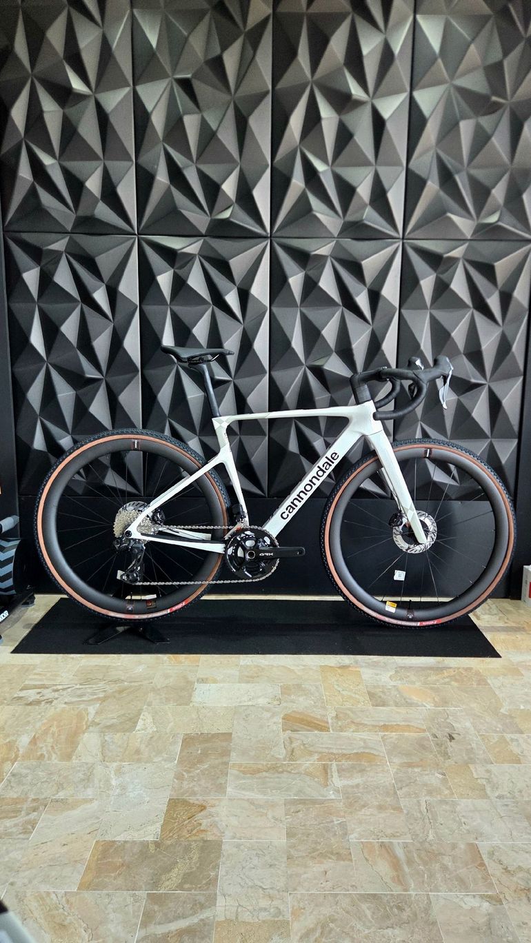 Cannondale Superx 2 — gruppo Shimano GRX Di2, taglia 51 cm