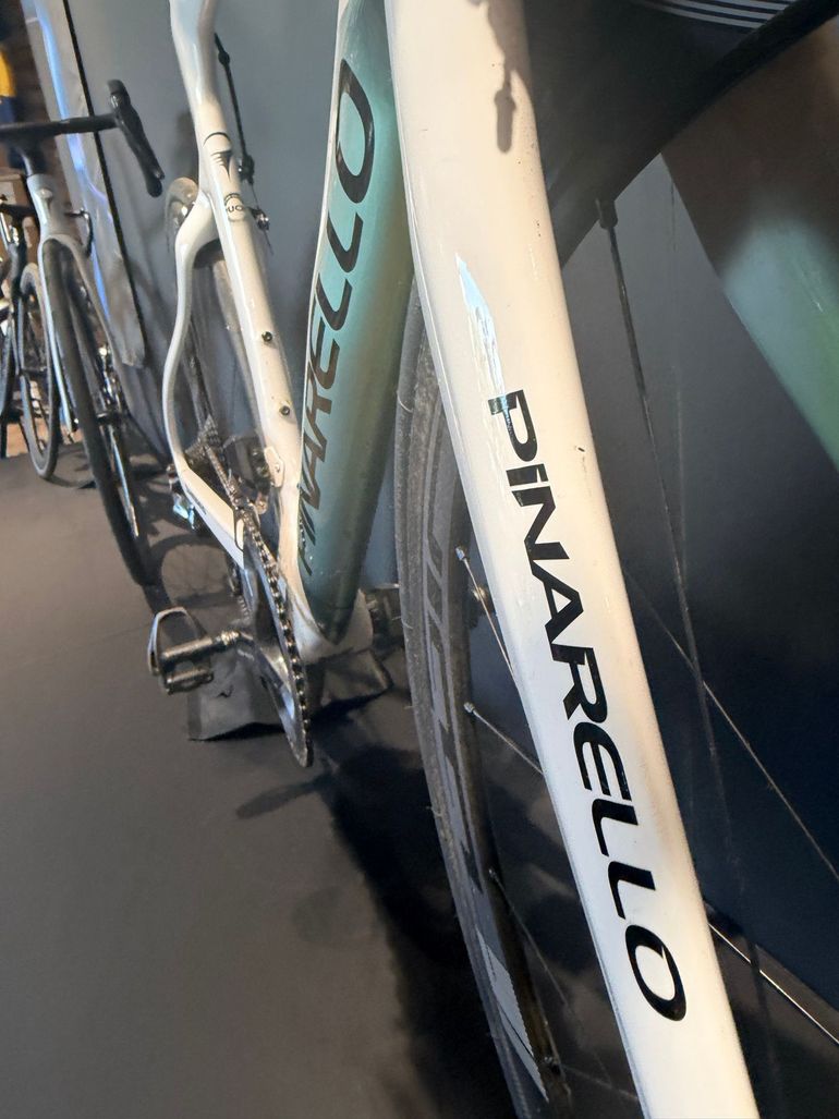 Pinarello Dogma F12 Rim — gruppo Shimano Dura-Ace Di2, taglia 56 cm