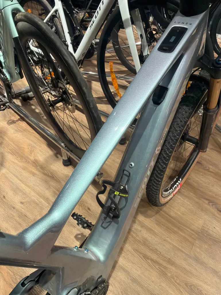 Scott Lumen Eride 900 2023 — Bici usata