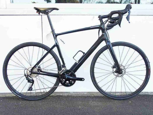 Cannondale Synapse Carbon 3 L 2022 usata — vista laterale