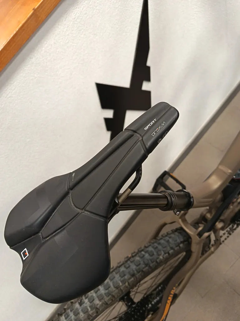 DECATHLON Stylus Almnt 2022 usata — dettaglio