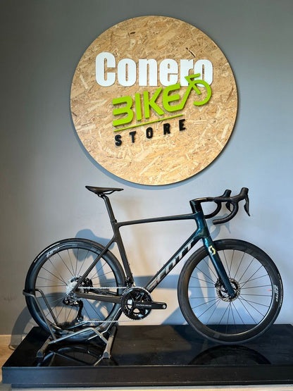 Scott Addict Rc Pro 2022 usata — vista laterale