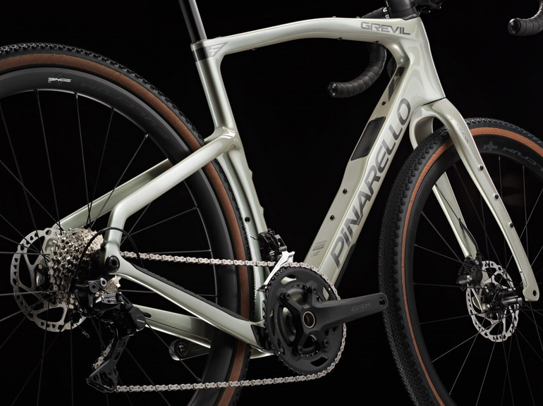 Pinarello Grevil F1 610 — gruppo Shimano GRX, taglia 47
