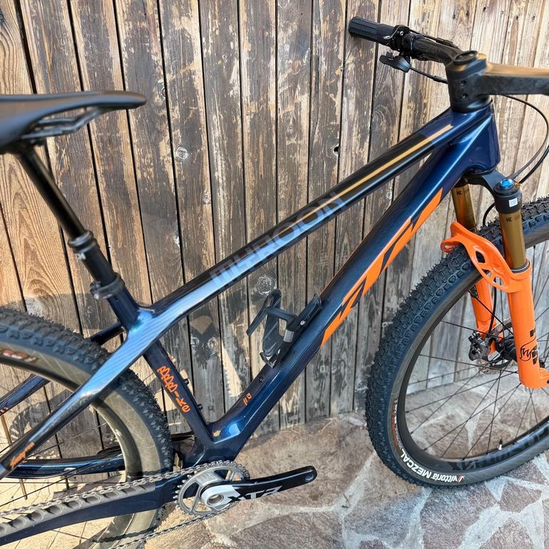 KTM Myroon Exonic 2026 usata — dettaglio