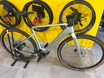 Cube Nulane Hybrid C:62, Race 400x 2025 usata — vista laterale