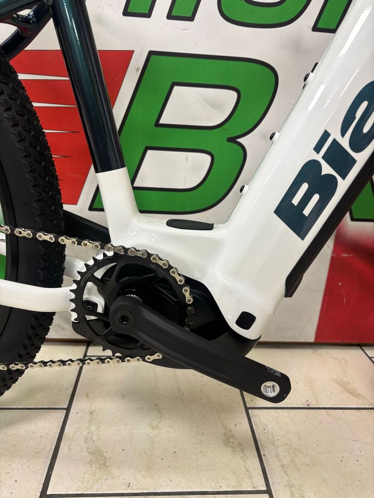 Bianchi T-Tronik Sport 9.1 2021 usata — dettaglio