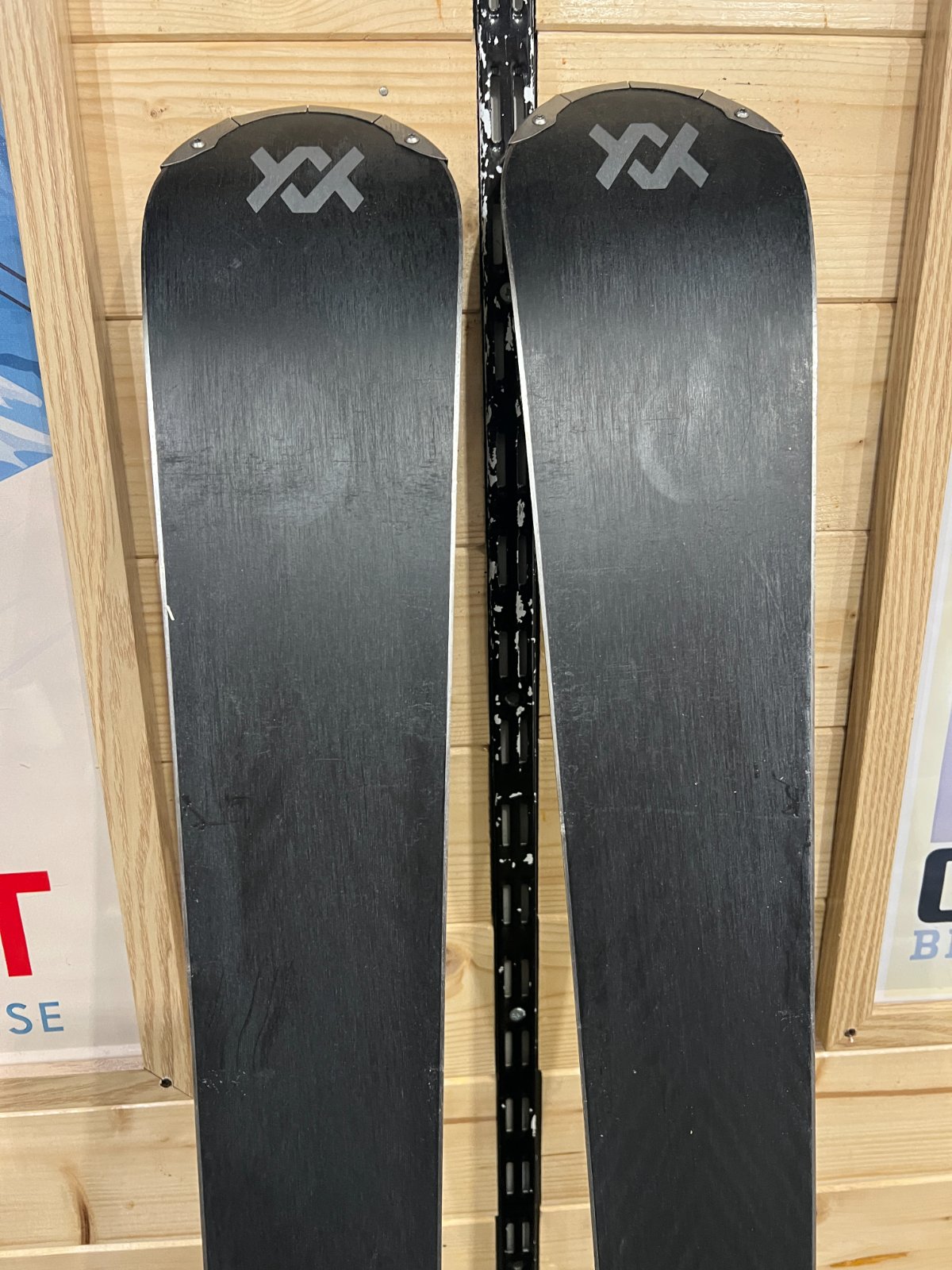 Volkl Racetiger SRX 2025 usato — dettaglio