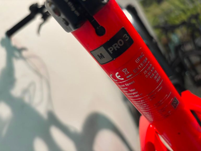 Giant Trance E+ 3 Pro 2020 usata — dettaglio