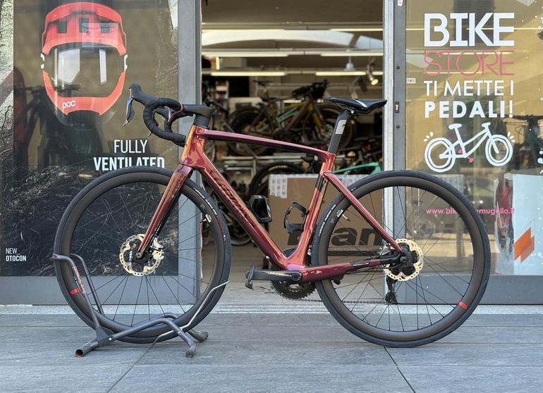 Wilier Triestina Cento10 Hybrid — gruppo Shimano Ultegra Di2, taglia M