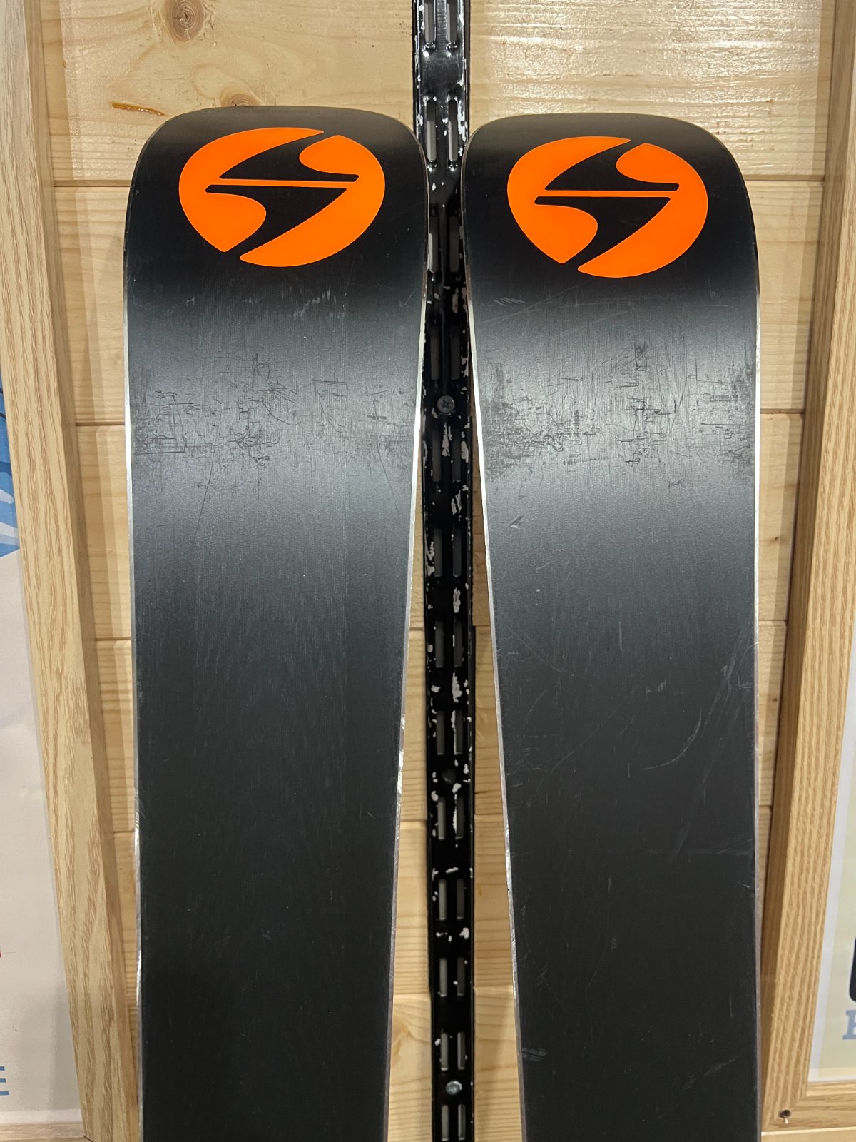 Blizzard Firebird HRC 2025 usato — dettaglio