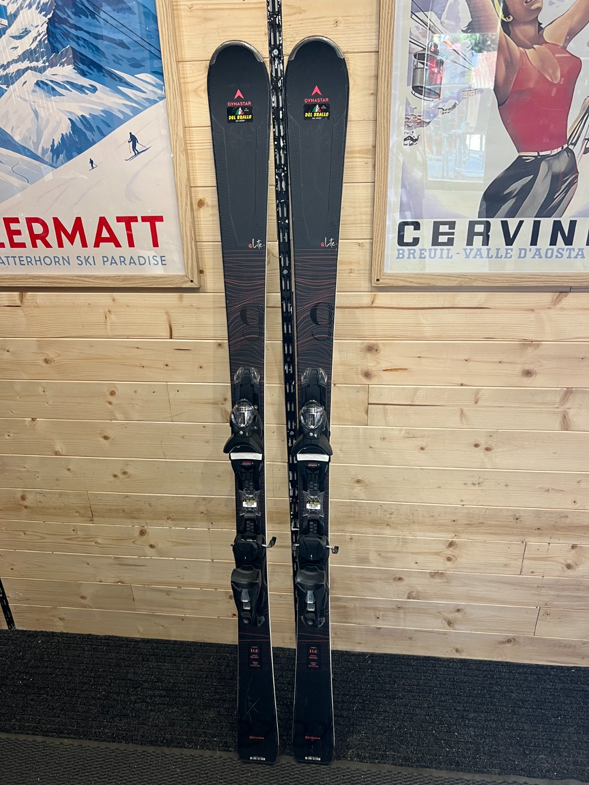 Dynastar Elite 9 — raggio 12m, waist 68mm