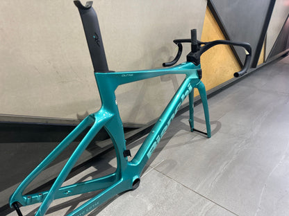 Bianchi Oltre Rc — telaio in Carbonio, Nuovo