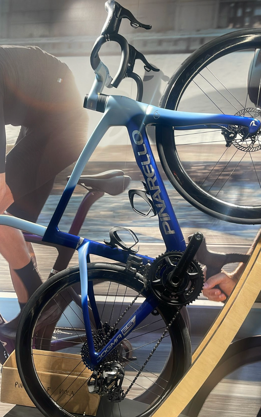 Pinarello Dogma F Edizione Speciale 2025 usata — vista laterale