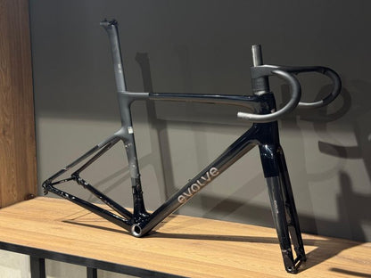 Evolve Cima M/L — telaio in Carbonio, Nuovo