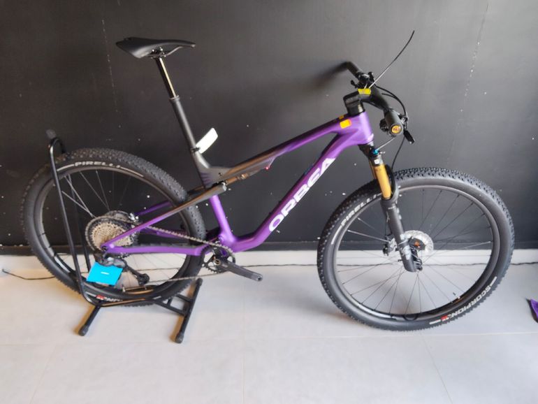 Orbea Oiz M-Pro 2027 usata — vista laterale