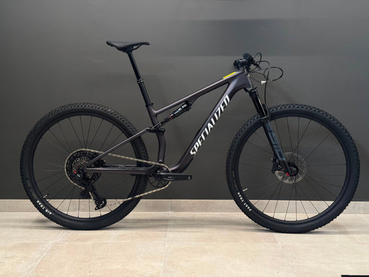 Specialized Epic 8 Comp 2026 usata — vista laterale