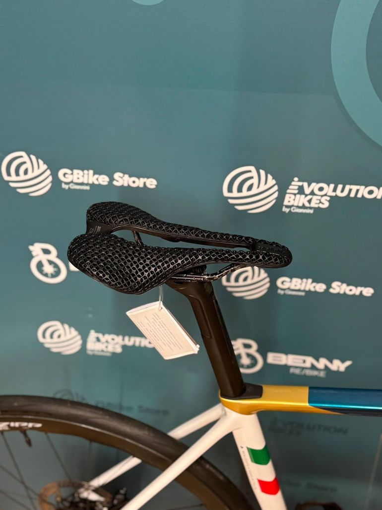 Colnago C68 Wrl S 2024 usata — dettaglio