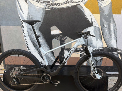 Scott Spark Rc World Cup Evo 2027 usata — vista laterale