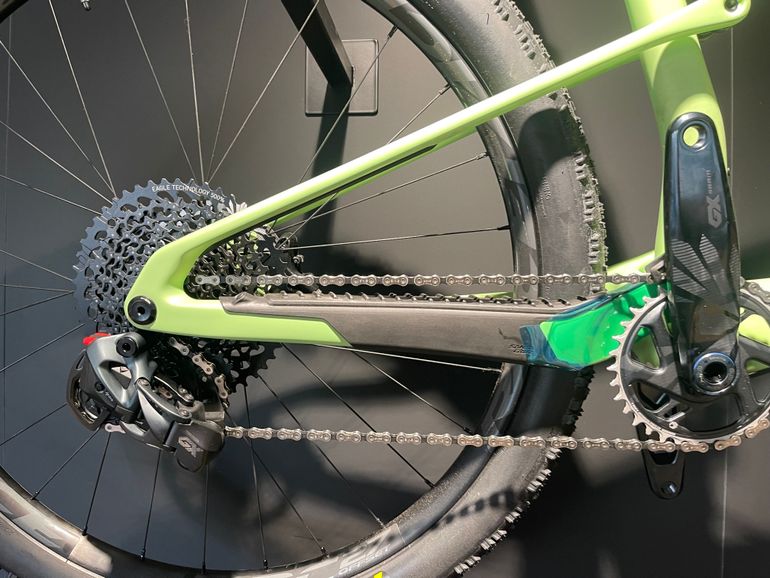 Santa Cruz Blur / Carbon C — gruppo SRAM GX Eagle AXS, taglia L