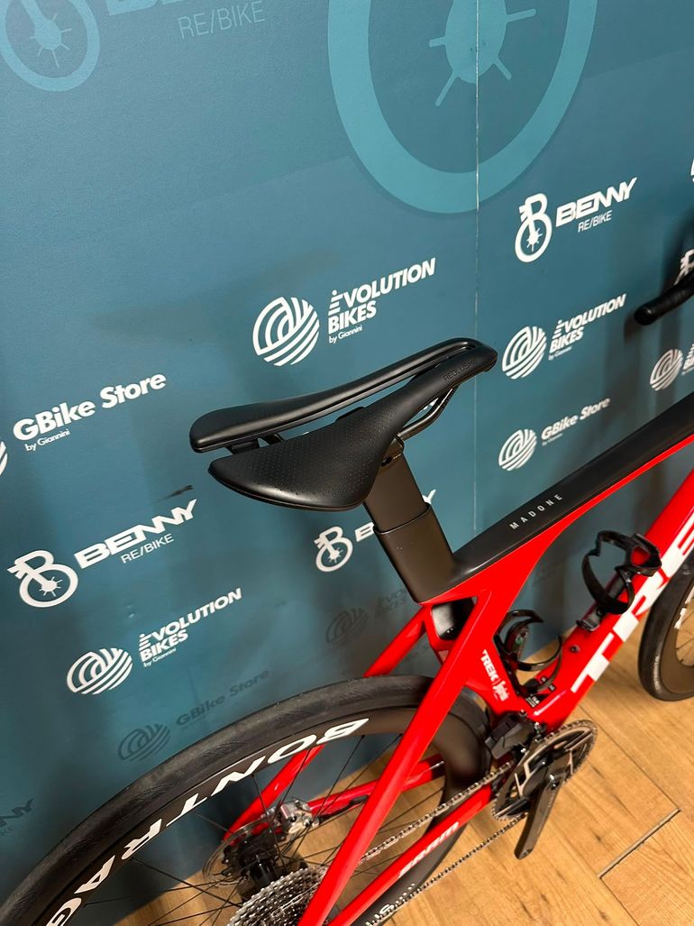 Trek Madone Slr 9 E1 Gen 7 2023 usata — dettaglio