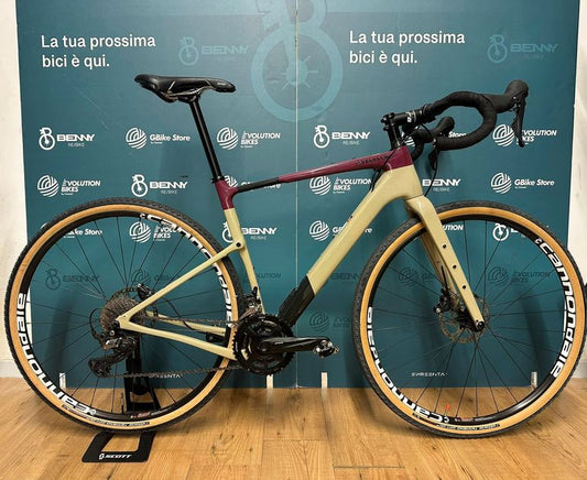 Cannondale Topstone Carbon 3 L 650b 2023 usata — vista laterale
