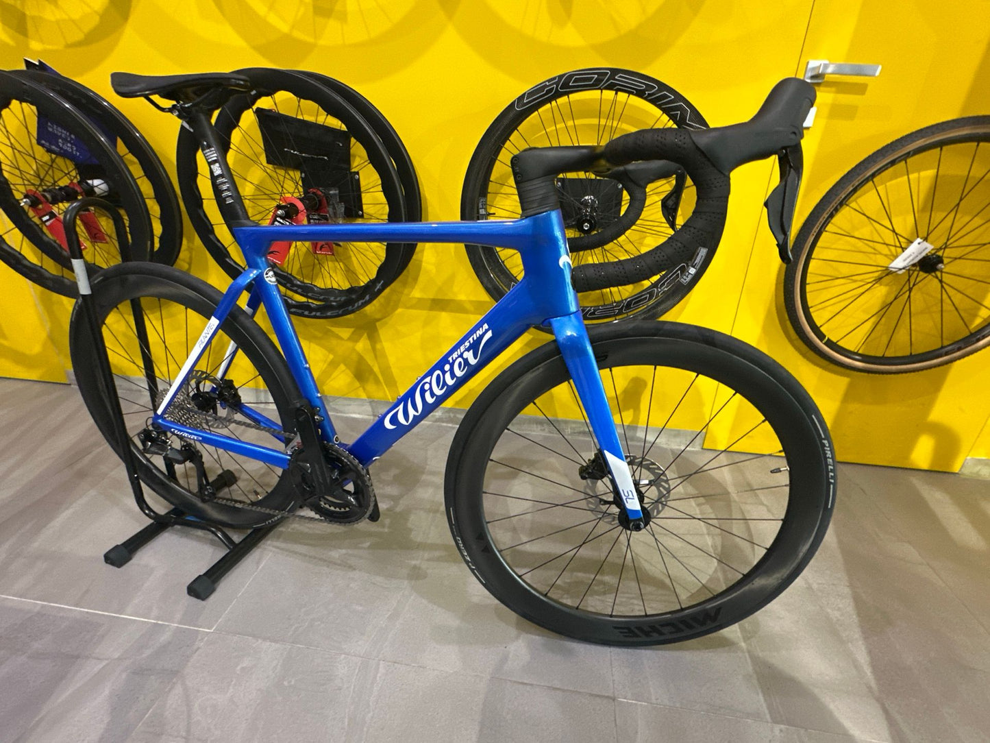 Wilier Triestina Filante Sl 2x12 R7170 2026 usata — vista laterale