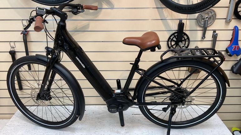 Cannondale Adventure Neo 3.1 Eq 2022 usata — dettaglio