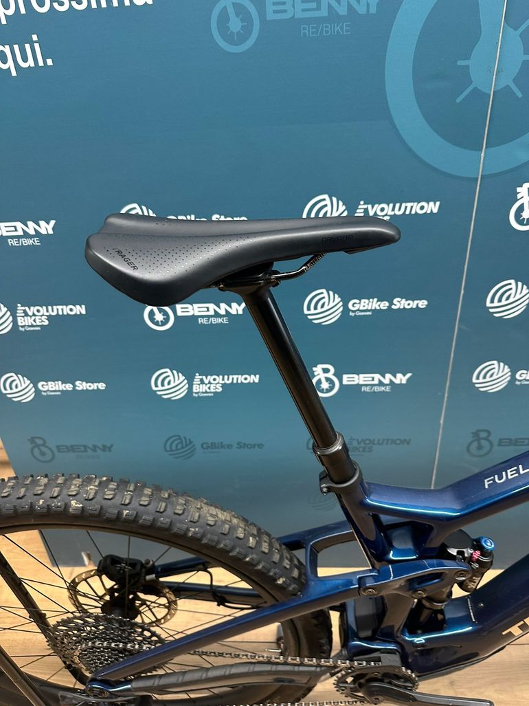 Trek Fuel Exe 9.8 2023 — Bici usata
