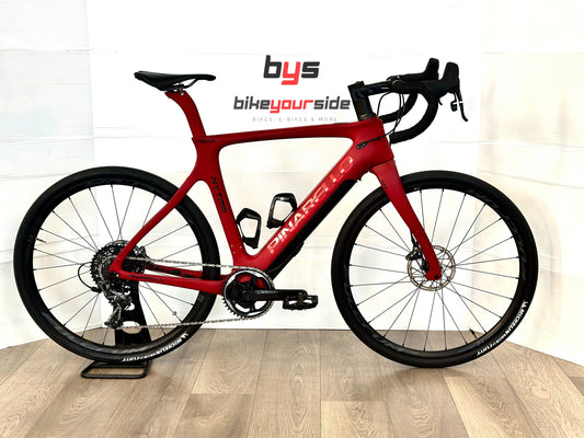 Pinarello Nytro Gr 2024 usata — vista laterale