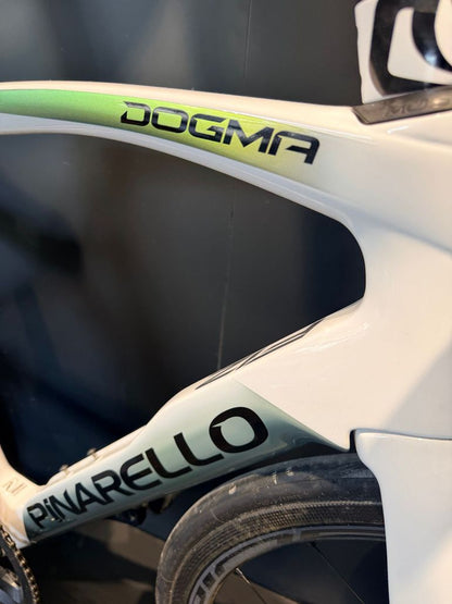 Pinarello Dogma F12 Rim 2022 — Bici usata