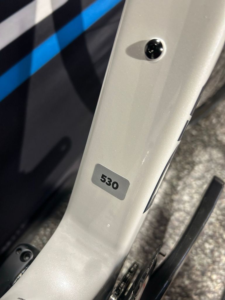 Pinarello F7 2024 usata — dettaglio