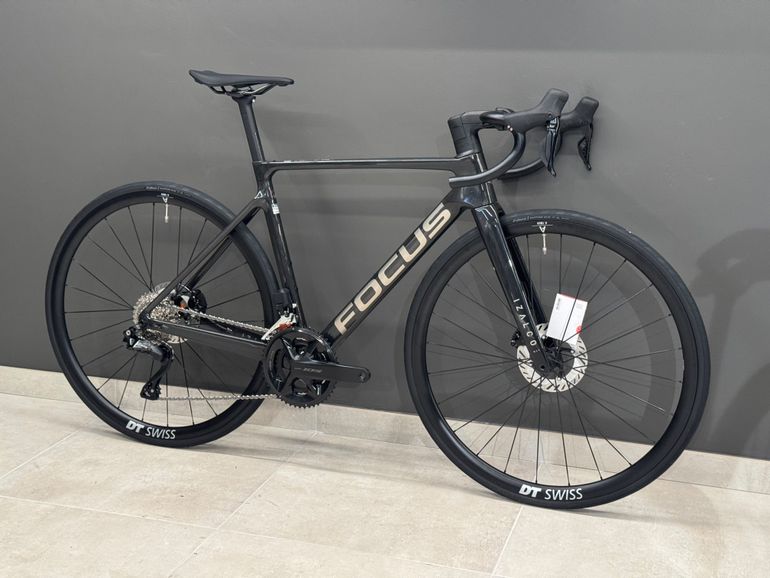 Focus Izalco Max 8.8 2026 — Bici usata