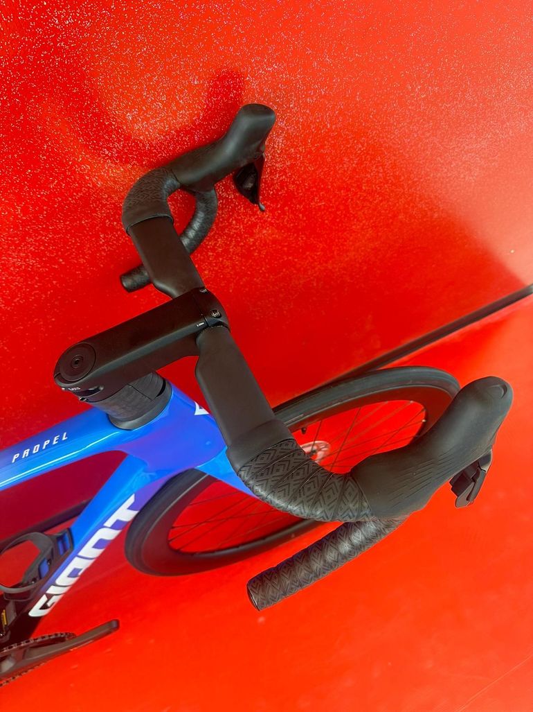 Giant Propel Advanced Pro 0 2024 — Bici usata